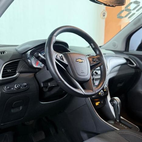 CHEVROLET Tracker 1.4 16V 4P FLEX LT TURBO AUTOMÁTICO, Foto 9 CHEVROLET Tracker 1.4 16V 4P FLEX LT TURBO AUTOMÁTICO, Foto 9