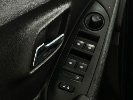 CHEVROLET Tracker 1.8 16V 4P FLEX LT AUTOM�TICO, Foto 9