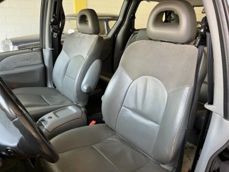 CHRYSLER Grand Caravan 3.3 V6 12V 4P LIMITED AUTOMÁTICO, Foto 8 CHRYSLER Grand Caravan 3.3 V6 12V 4P LIMITED AUTOMÁTICO, Foto 8