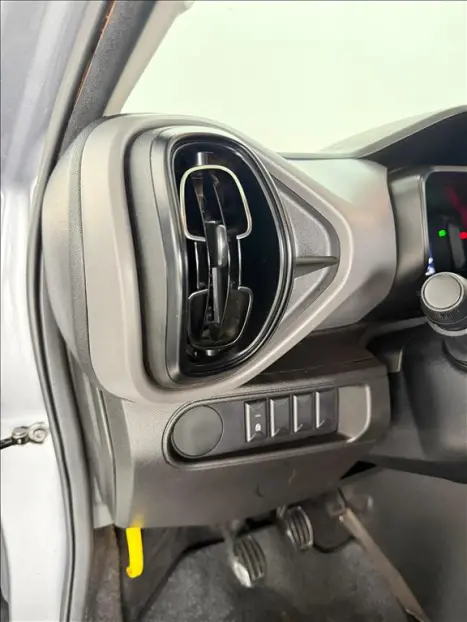 CITROEN C3 1.0 12V 4P FLEX FIREFLEY LIVE PACK, Foto 9