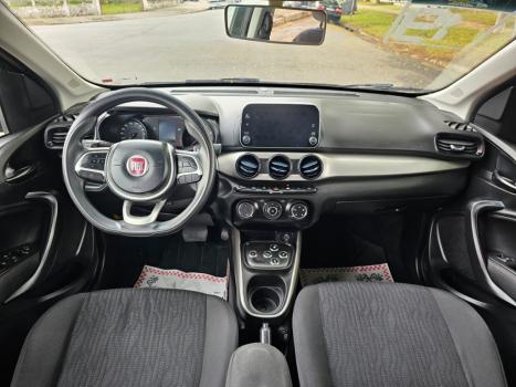 FIAT Cronos 1.3 4P FLEX, Foto 2