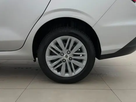FIAT Cronos 1.3 4P FLEX DRIVE AUTOM�TICO CVT, Foto 8
