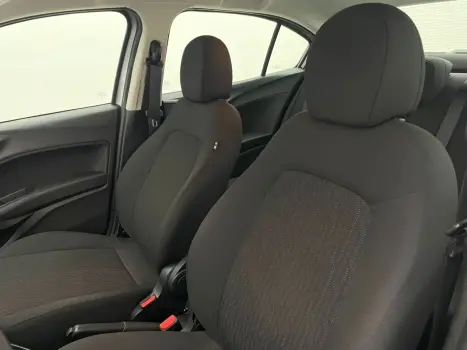 FIAT Cronos 1.3 4P FLEX DRIVE AUTOM�TICO CVT, Foto 9
