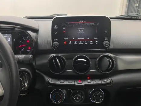 FIAT Cronos 1.3 4P FLEX DRIVE AUTOM�TICO CVT, Foto 15