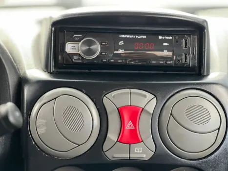 FIAT Doblo 1.8 16V 4P FLEX ESSENCE 7 LUGARES, Foto 14