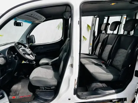 FIAT Doblo 1.8 16V 4P FLEX ESSENCE 7 LUGARES, Foto 18