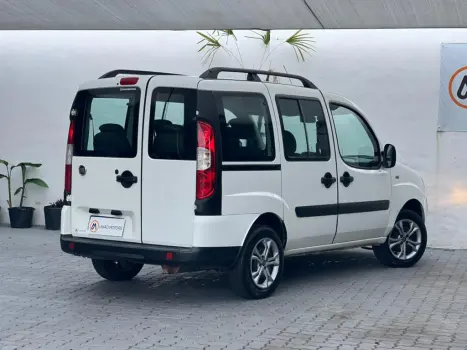 FIAT Doblo 1.8 16V 4P FLEX ESSENCE 7 LUGARES, Foto 6