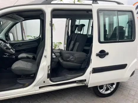 FIAT Doblo 1.8 16V 4P FLEX ESSENCE 7 LUGARES, Foto 8