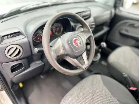 FIAT Doblo 1.8 16V 4P FLEX ESSENCE 7 LUGARES, Foto 9
