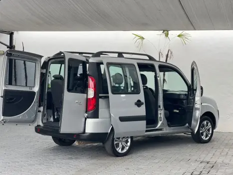 FIAT Doblo 1.8 16V 4P FLEX ESSENCE 7 LUGARES, Foto 6