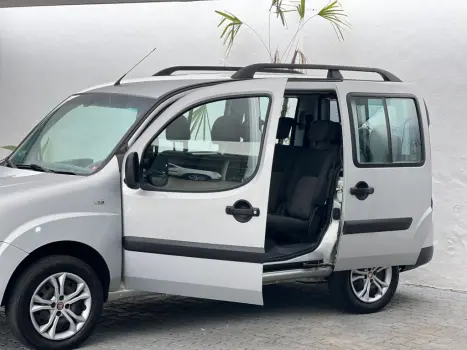 FIAT Doblo 1.8 16V 4P FLEX ESSENCE 7 LUGARES, Foto 11