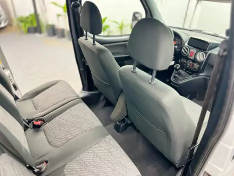 FIAT Doblo 1.8 16V 4P FLEX ESSENCE 7 LUGARES, Foto 15