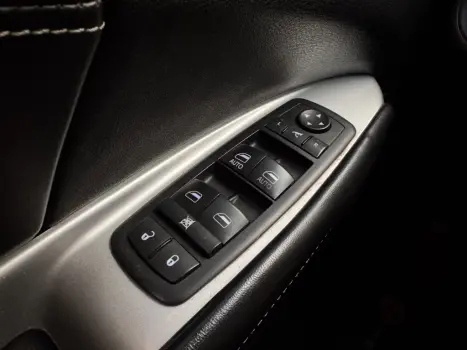 FIAT Freemont 2.4 16V 4P PRECISION AUTOMTICO 7 LUGARES, Foto 15