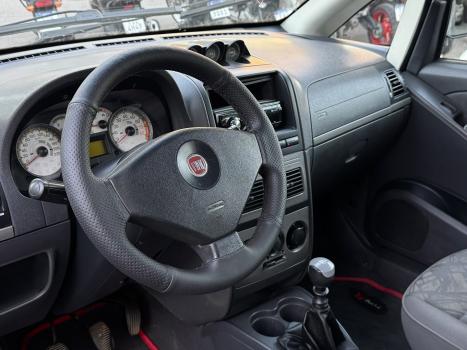 FIAT Idea 1.8 4P ADVENTURE FLEX LOCKER, Foto 2