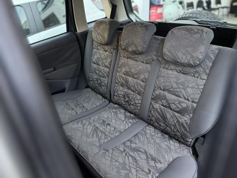 FIAT Idea 1.8 4P ADVENTURE FLEX LOCKER, Foto 8