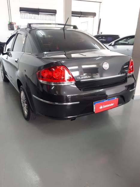 FIAT Linea 1.8 16V 4P FLEX ESSENCE, Foto 4