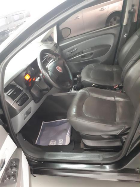 FIAT Linea 1.8 16V 4P FLEX ESSENCE, Foto 6