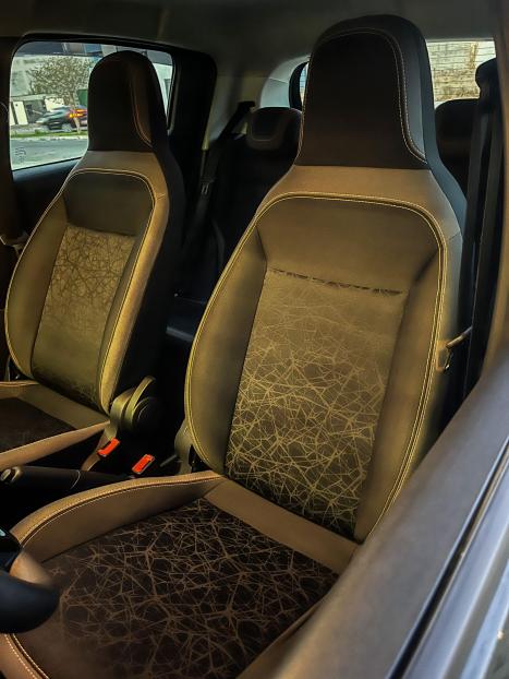FIAT Mobi 1.0 4P FLEX DRIVE FIRE FLY, Foto 8