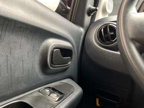 FIAT Mobi 1.0 4P FLEX DRIVE FIRE FLY, Foto 8