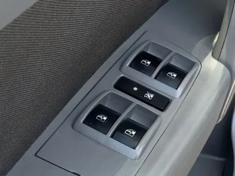 FIAT Palio 1.4 4P FLEX ATTRACTIVE, Foto 4