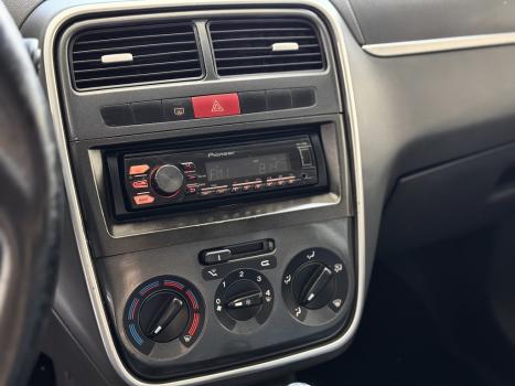 FIAT Punto 1.6 16V 4P FLEX ESSENCE DUALOGIC AUTOMATIZADO, Foto 7