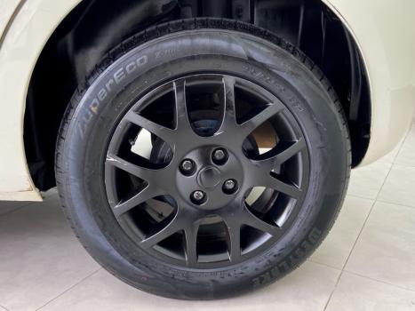 FIAT Punto 1.6 16V 4P ESSENCE FLEX, Foto 15