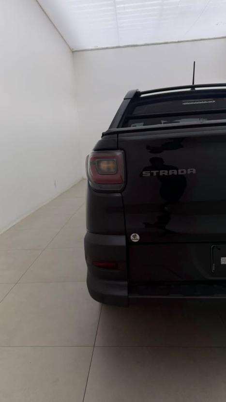 FIAT Strada 1.0 12V TURBO 200 FLEX ULTRA CABINE DUPLA AUTOMÁTICO CVT, Foto 7