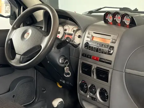 FIAT Strada 1.8 FLEX ADVENTURE LOCKER CABINE ESTENDIDA, Foto 5