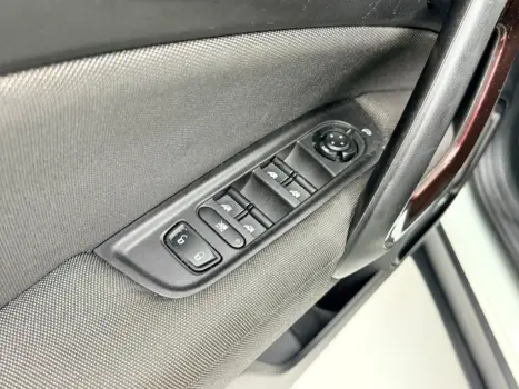 FIAT Toro 1.8 16V 4P FLEX FREEDOM AUTOM�TICO, Foto 19