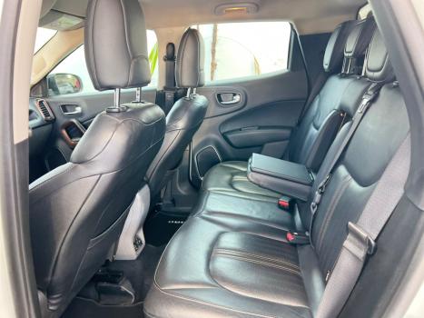 FIAT Toro 2.4 16V 4P MULTIAIR FLEX VOLCANO AUTOMÁTICO, Foto 25 FIAT Toro 2.4 16V 4P MULTIAIR FLEX VOLCANO AUTOMÁTICO, Foto 25