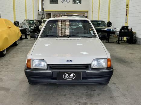 FORD Escort 1.6 GL, Foto 13