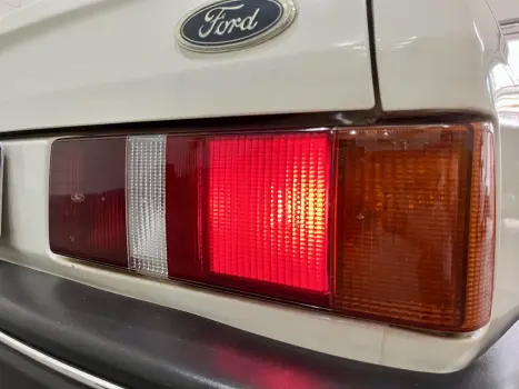 FORD Escort 1.6 GL, Foto 20