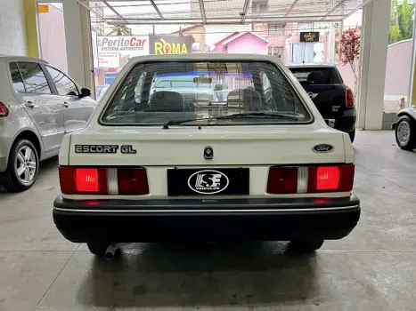 FORD Escort 1.6 GL, Foto 18
