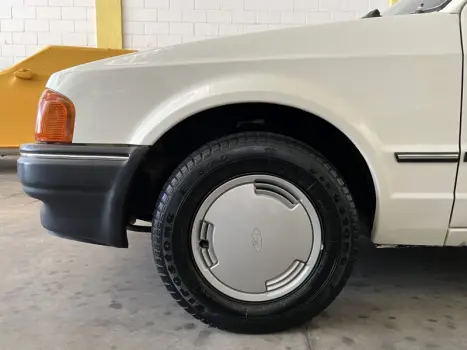 FORD Escort 1.6 GL, Foto 25