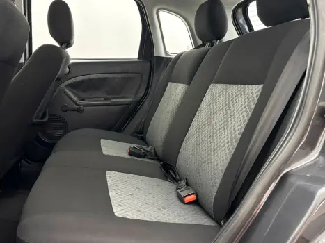 FORD Fiesta Hatch 1.6 4P ROCAM FLEX, Foto 8