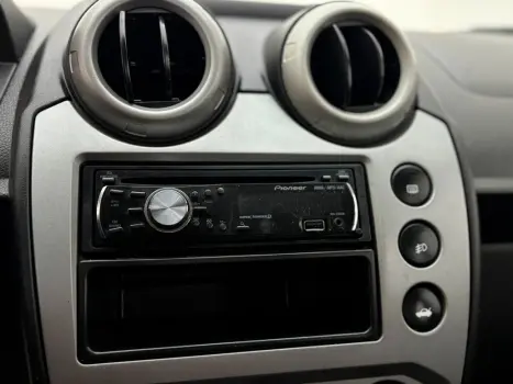 FORD Fiesta Hatch 1.6 4P ROCAM FLEX, Foto 11