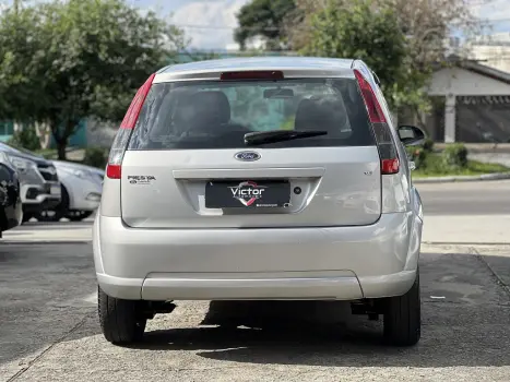 FORD Fiesta Hatch 1.6 4P, Foto 14