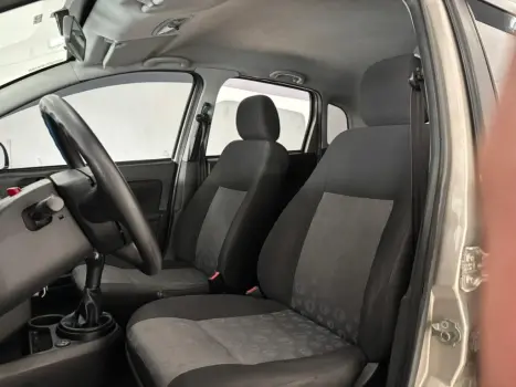 FORD Fiesta Hatch 1.6 4P FLEX, Foto 8