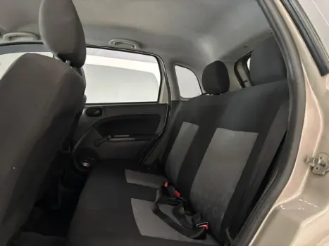 FORD Fiesta Hatch 1.6 4P FLEX, Foto 9