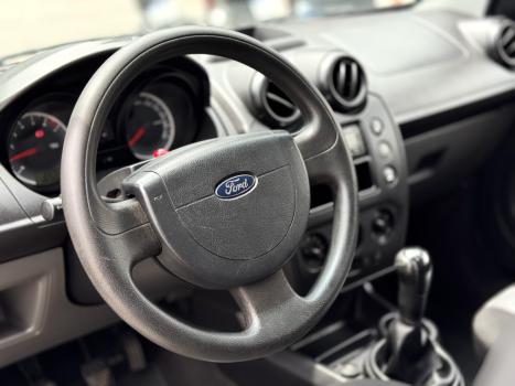 FORD Fiesta Hatch 1.0 4P, Foto 4