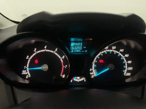 FORD Fiesta Hatch 1.6 16V 4P FLEX SEL POWERSHIFT AUTOM�TICO, Foto 17