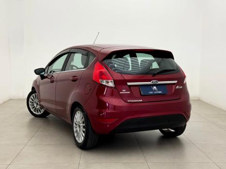 FORD Fiesta Hatch 1.6 16V 4P FLEX TITANIUM POWERSHIFT AUTOM�TICO, Foto 5