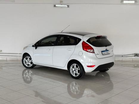 FORD Fiesta Hatch 1.6 16V 4P FLEX SE POWERSHIFT AUTOM�TICO, Foto 5