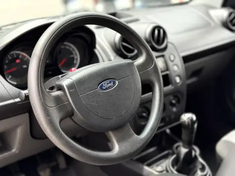 FORD Fiesta Hatch 1.0 4P FLEX, Foto 2
