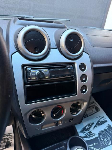 FORD Fiesta Hatch 1.6 4P SE FLEX, Foto 8