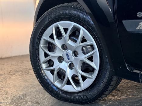 FORD Fiesta Hatch 1.6 4P SE PLUS FLEX, Foto 9