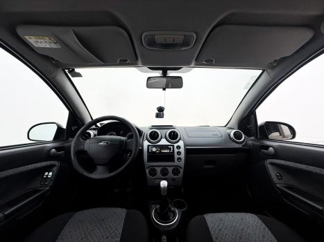 FORD Fiesta Hatch 1.6, Foto 15