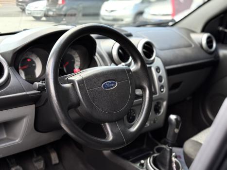 FORD Fiesta Sedan 1.6 4P FLEX, Foto 4