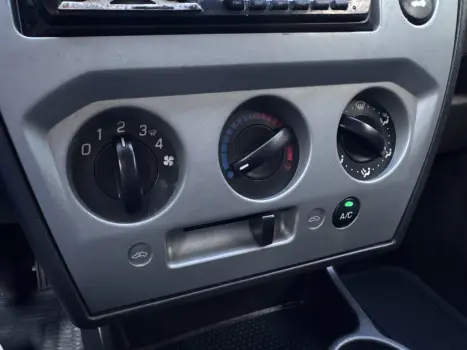 FORD Fiesta Sedan 1.0 4P FLEX, Foto 10