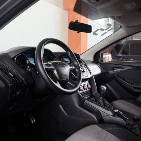 FORD Focus Hatch 1.6 16V 4P FLEX S, Foto 8 FORD Focus Hatch 1.6 16V 4P FLEX S, Foto 8